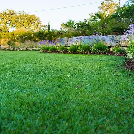 Villa Ferrarias Sleeps 10 With Pool Air Con And Wifi