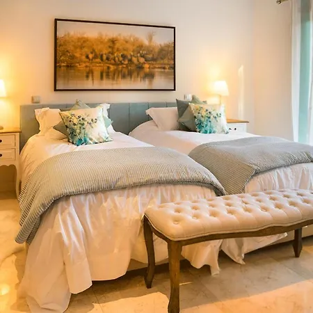 Ferrarias Sleeps 10 With Pool Air Con And Wifi Ferrarias (Loule)