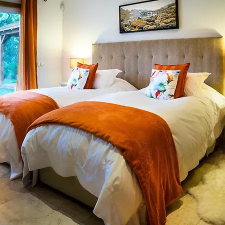 Ferrarias Sleeps 10 With Pool Air Con And Wifi * Ferrarias (Loule)