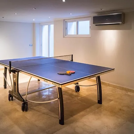 Ferrarias Sleeps 10 With Pool Air Con And Wifi Villa *
